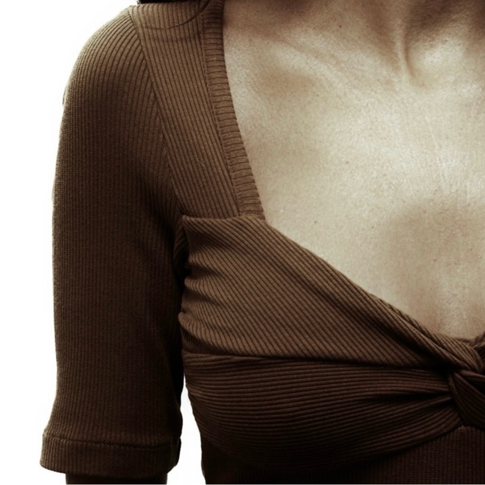 NEW CITIZENS OF HUMANITY BROWN RIBBED TOP - Picture 3 of 8